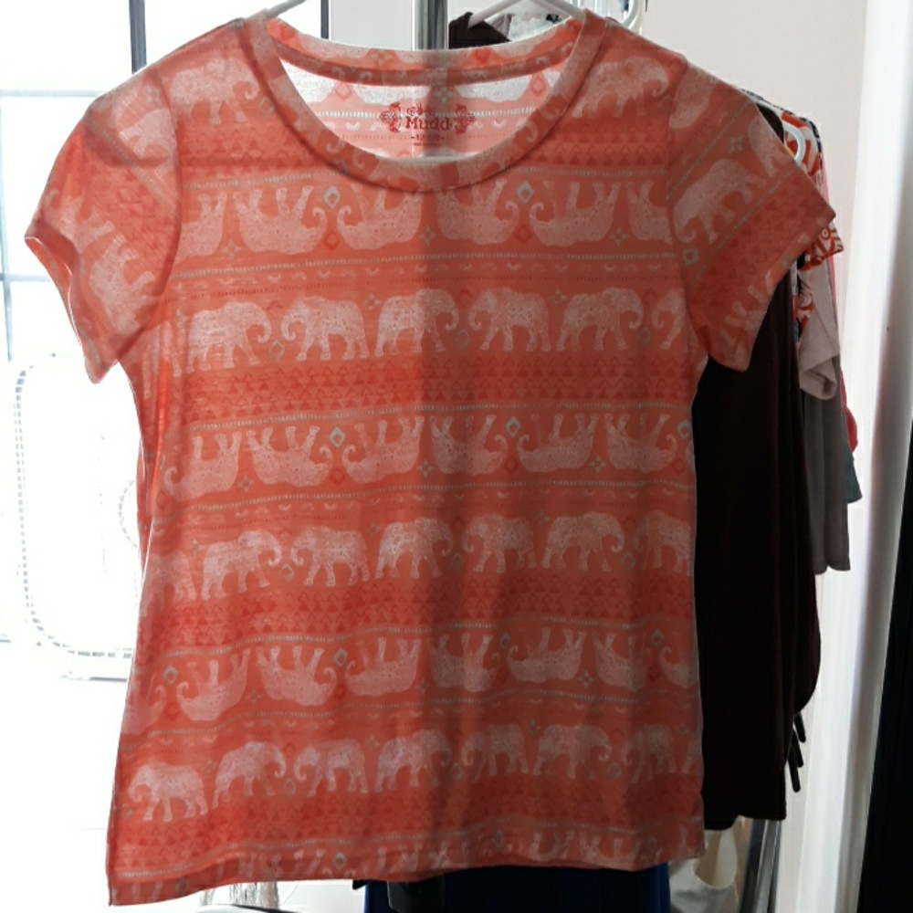 Mudd elephant printed tee